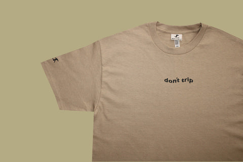 wave tee - sand brown (choose your own embroidery colour)